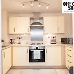Cosy 2 Bedroom Apartment By One Choice Stays Serviced Accommodation Birmingham - City Centre - Wifi